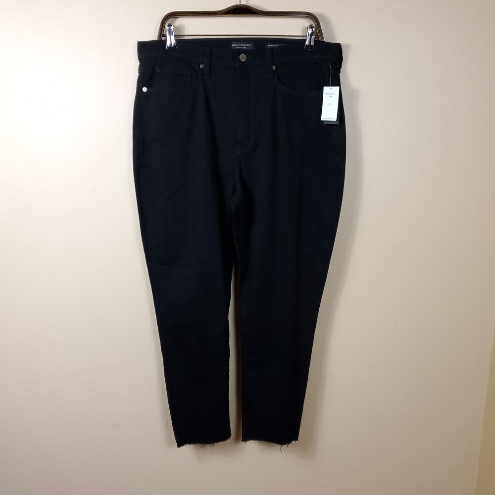 Banana Republic High-Rise Skinny Fade-Resistant Ankle Jean Black Size 33S